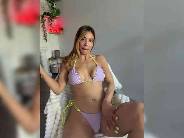 LunaCarmel809