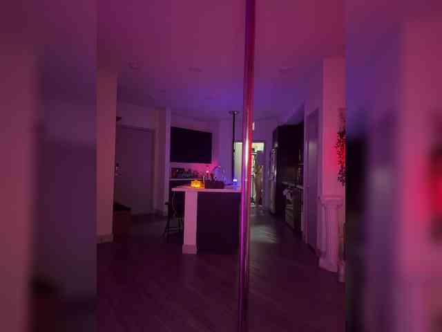LunaCarmel809