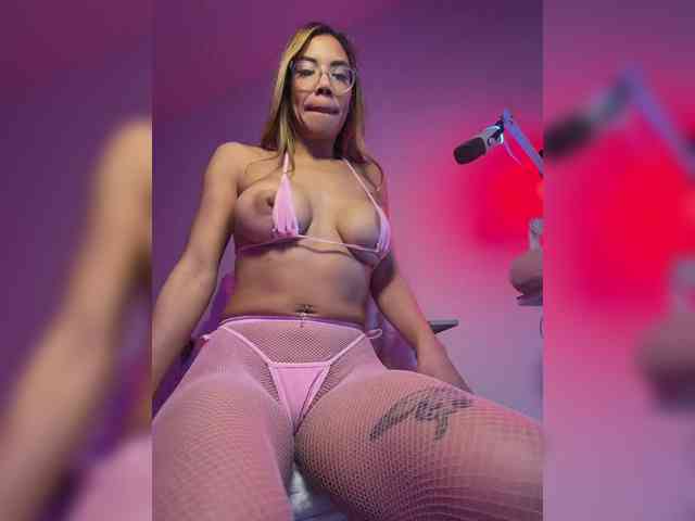 LunaCarmel809