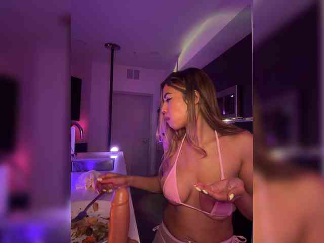 LunaCarmel809