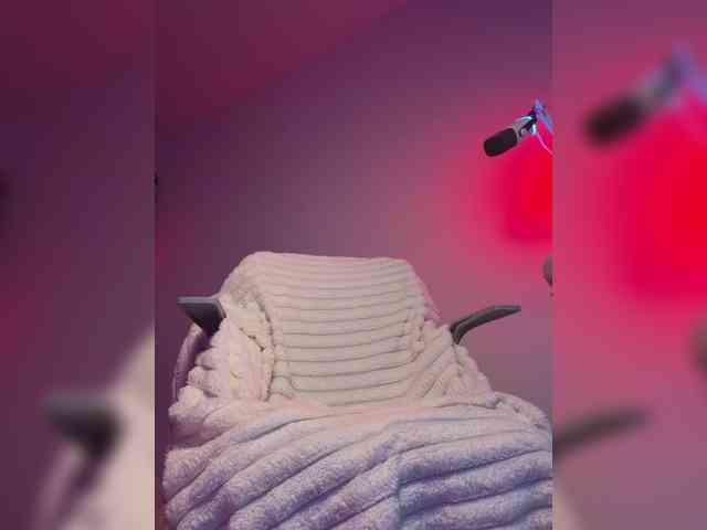 LunaCarmel809 Live Webcam on BongaCams