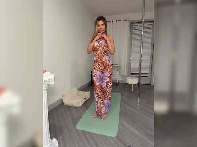 LunaCarmel809 webcam