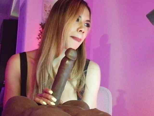 LunaCarmel809