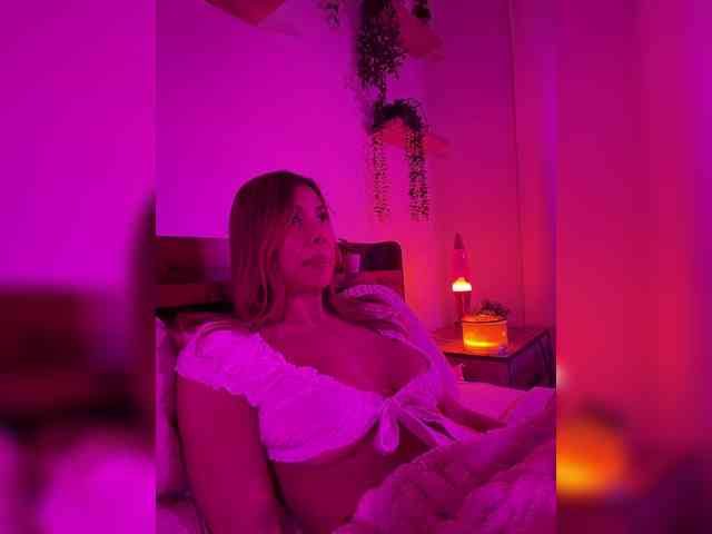 LunaCarmel809