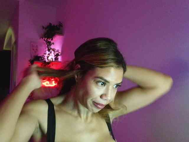 LunaCarmel809