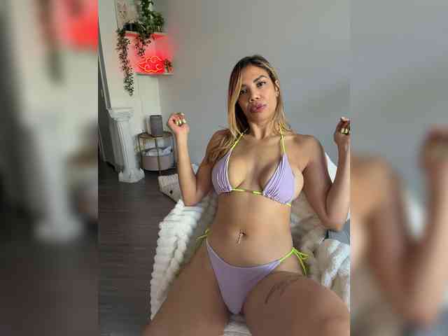 LunaCarmel809