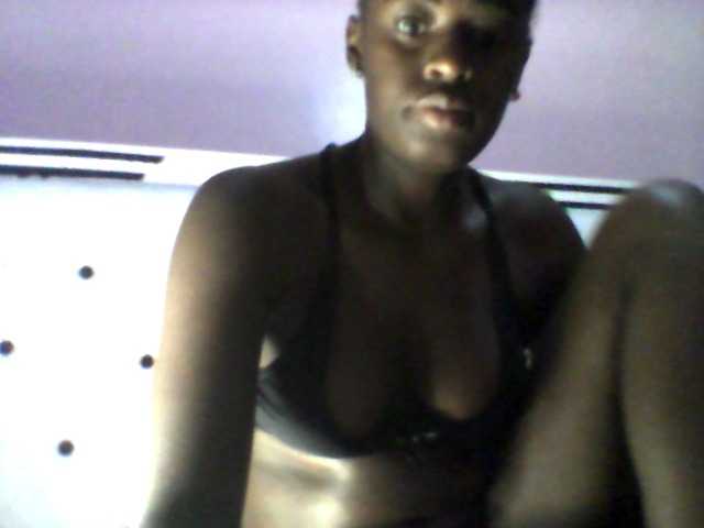PetiteTemptress live cam on BongaCams