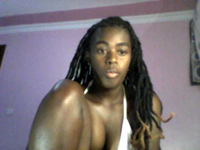 PetiteTemptress live cam on BongaCams