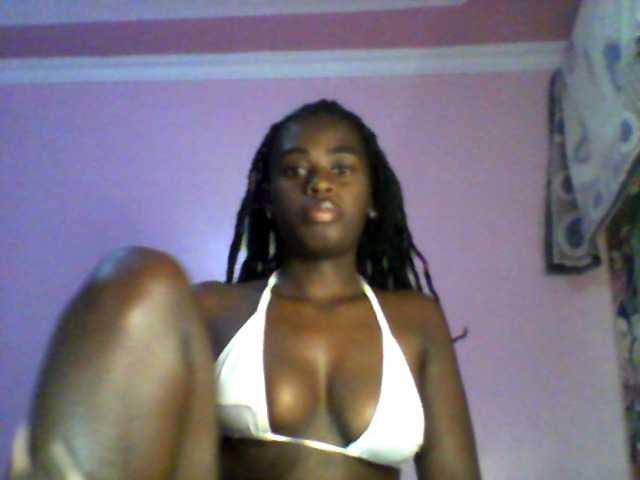 PetiteTemptress live cam on BongaCams