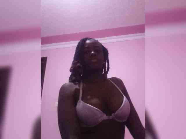 PetiteTemptress webcam