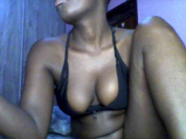 PetiteTemptress webcam