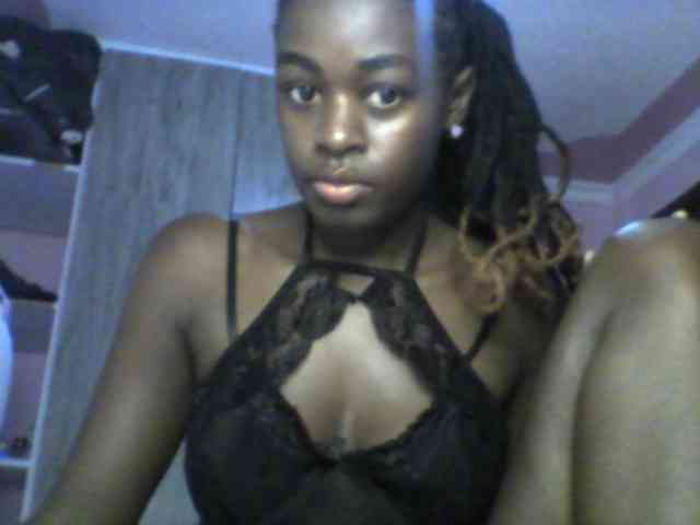 PetiteTemptress webcam