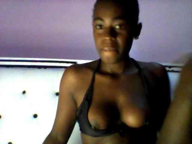 PetiteTemptress webcam