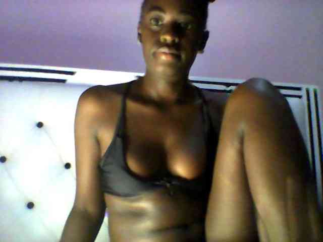 PetiteTemptress webcam