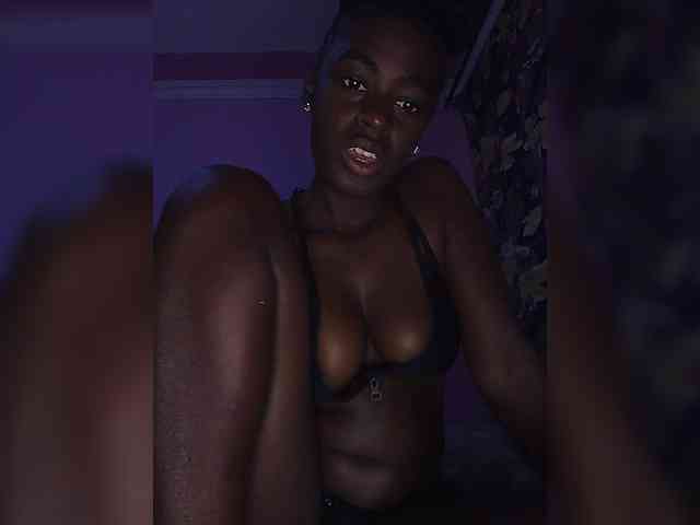 PetiteTemptress webcam