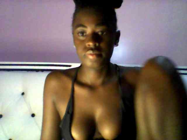 PetiteTemptress webcam