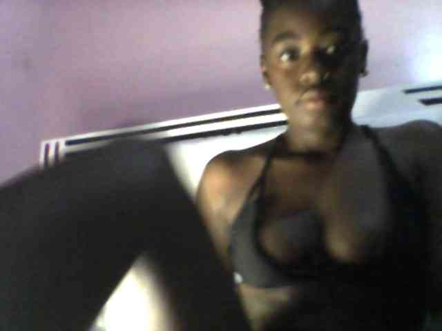 PetiteTemptress webcam