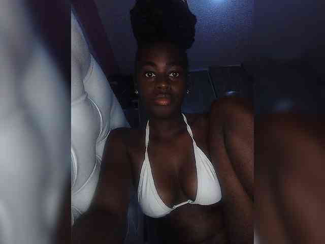 PetiteTemptress webcam