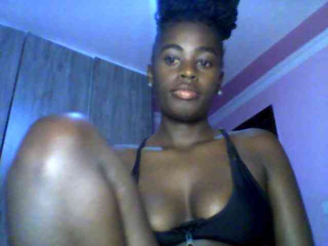 PetiteTemptress webcam