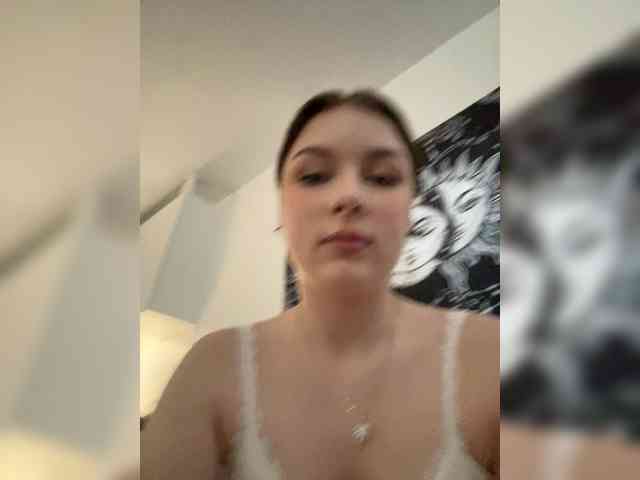 Model: jessiburnxxx