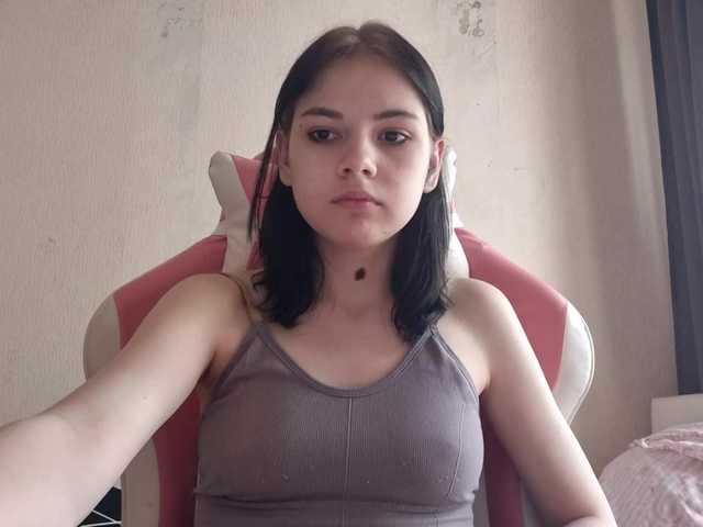 MyrnaPlough live cam on BongaCams