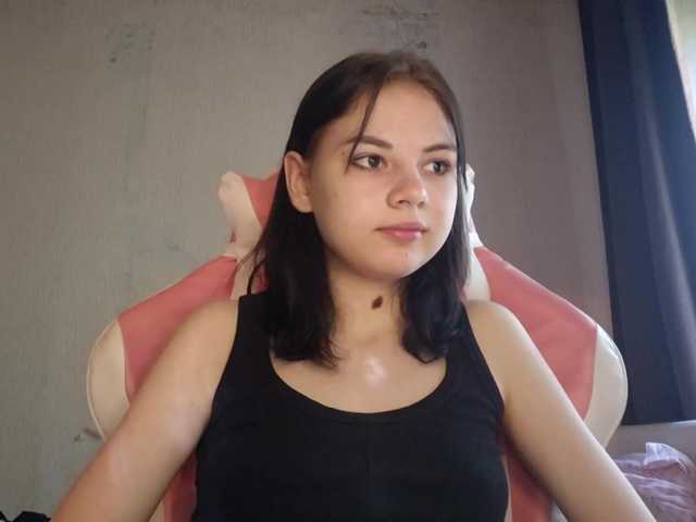 MyrnaPlough live cam on BongaCams
