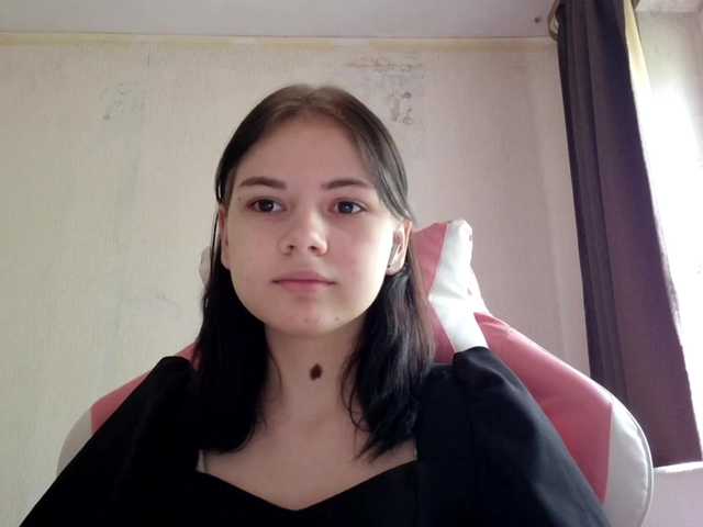 MyrnaPlough live cam on BongaCams