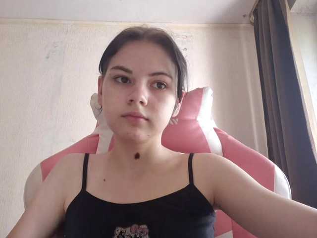MyrnaPlough live cam on BongaCams