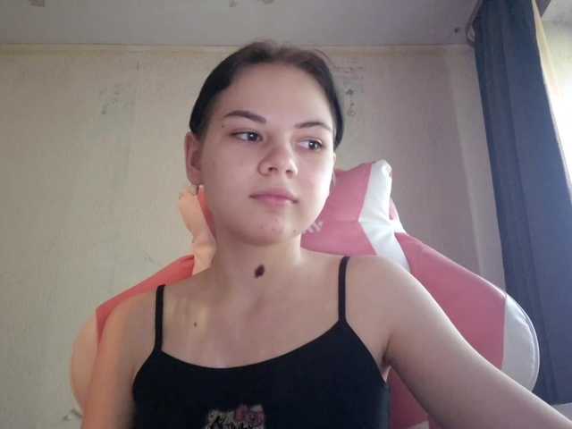 MyrnaPlough live cam on BongaCams
