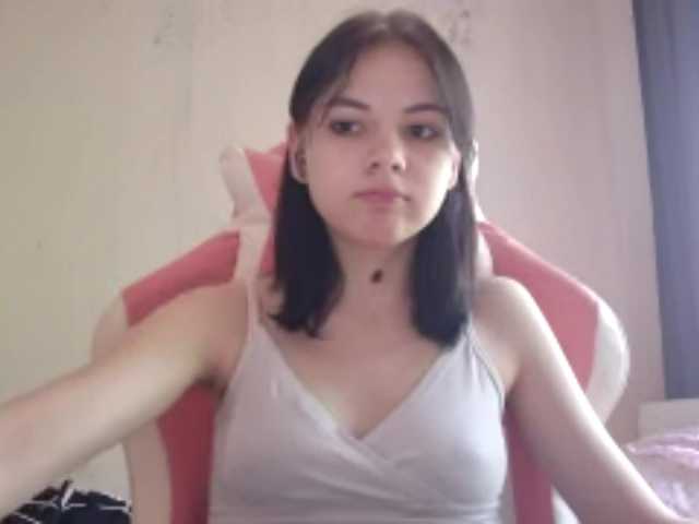 MyrnaPlough live cam on BongaCams