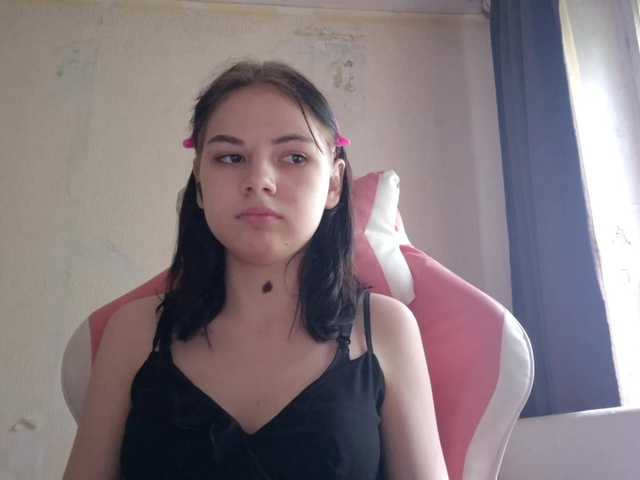 MyrnaPlough live cam on BongaCams