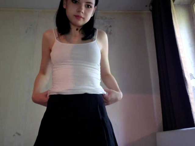 MyrnaPlough live cam on BongaCams