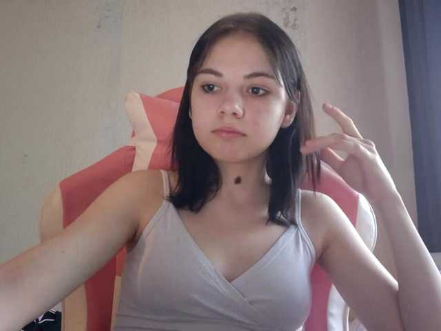 MyrnaPlough live cam on BongaCams