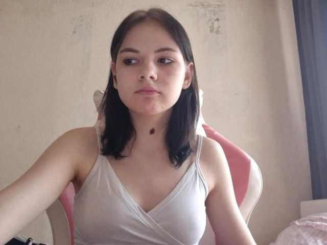 MyrnaPlough live cam on BongaCams