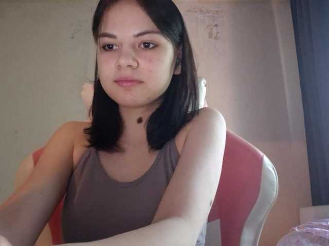 MyrnaPlough live cam on BongaCams