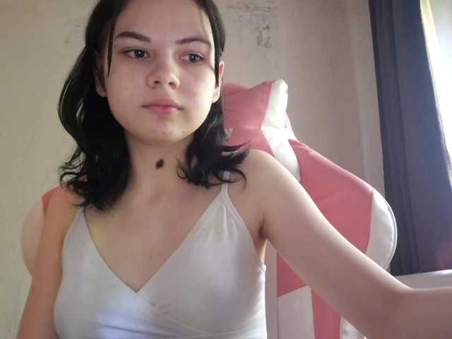 MyrnaPlough live cam on BongaCams