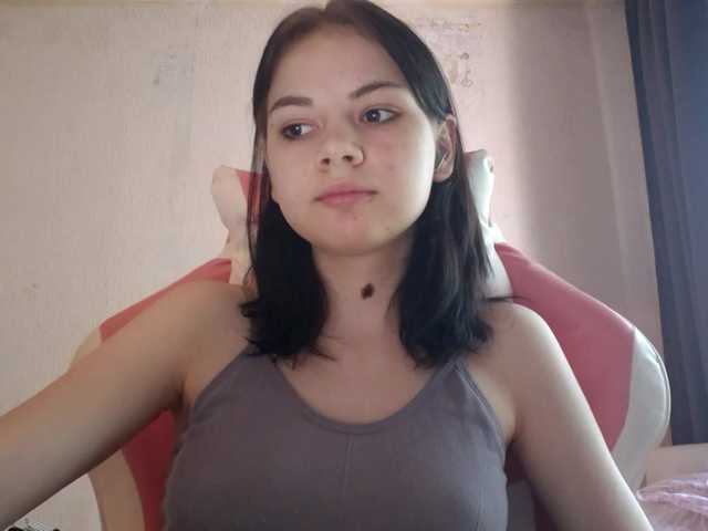 MyrnaPlough live cam on BongaCams