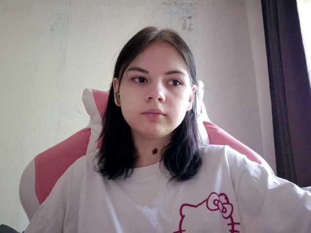 MyrnaPlough live cam on BongaCams