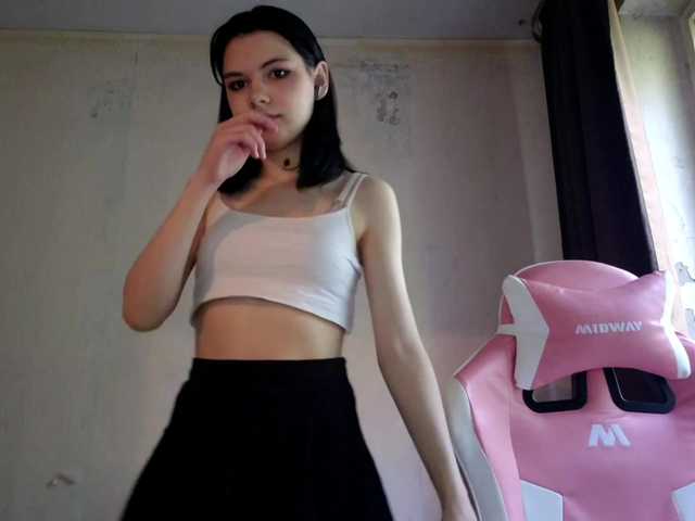 MyrnaPlough live cam on BongaCams