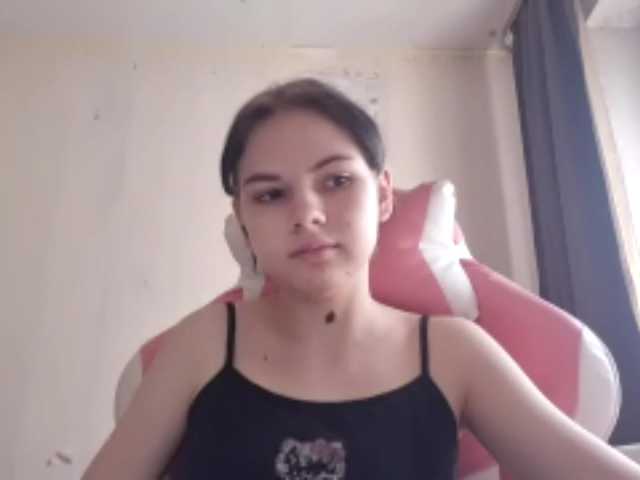 MyrnaPlough live cam on BongaCams