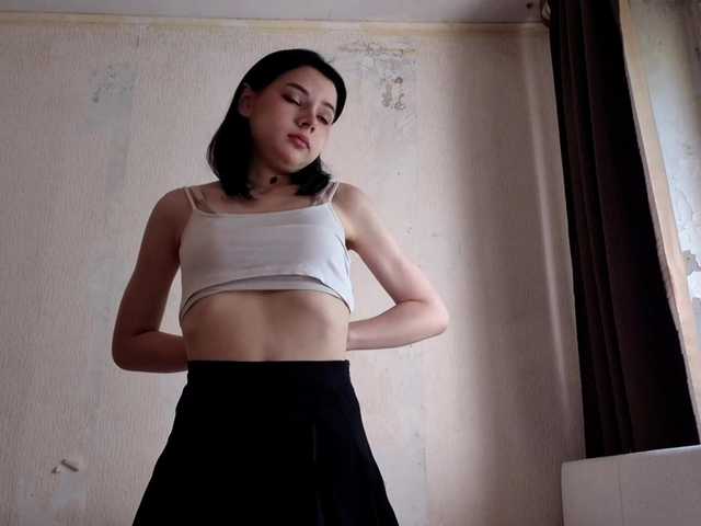 MyrnaPlough live cam on BongaCams