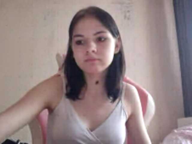 MyrnaPlough live cam on BongaCams