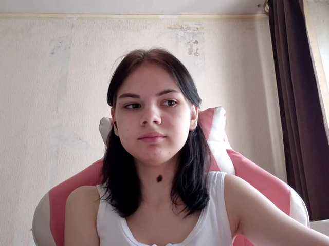 MyrnaPlough live cam on BongaCams