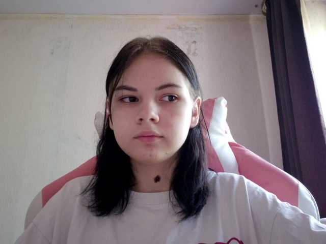 MyrnaPlough live cam on BongaCams