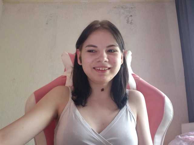 MyrnaPlough live cam on BongaCams