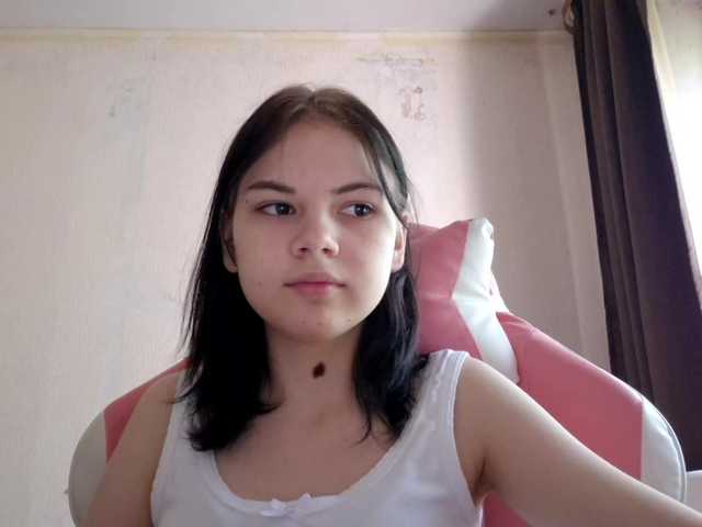 MyrnaPlough live cam on BongaCams