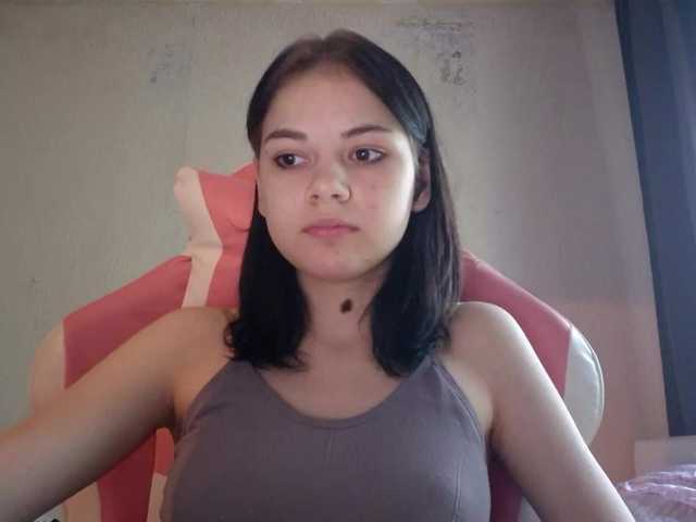MyrnaPlough live cam on BongaCams