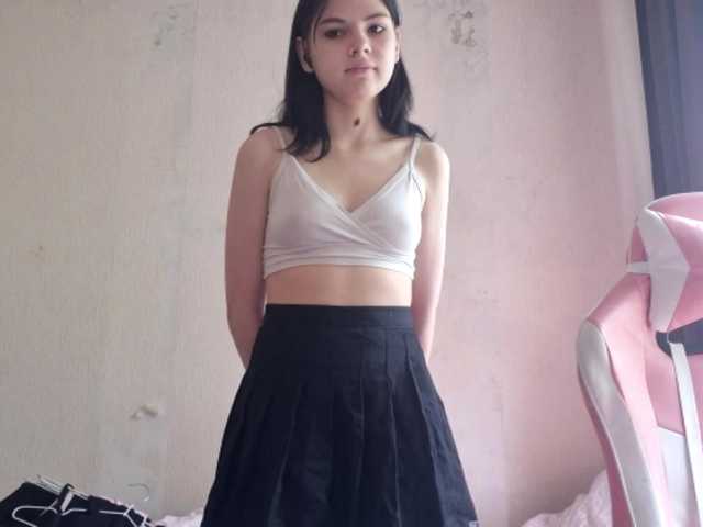 MyrnaPlough live cam on BongaCams
