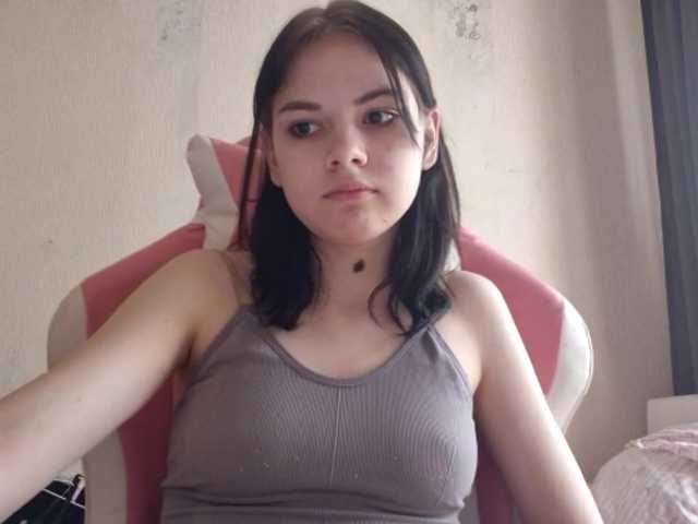MyrnaPlough live cam on BongaCams