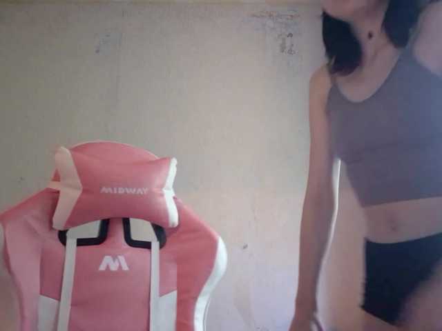MyrnaPlough live cam on BongaCams